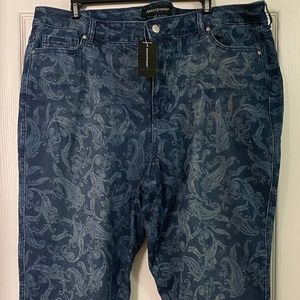 Printed flower medium blue jeans